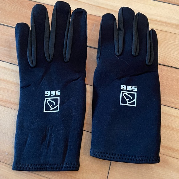 SSG Riding Gloves (New) - Picture 9 of 12